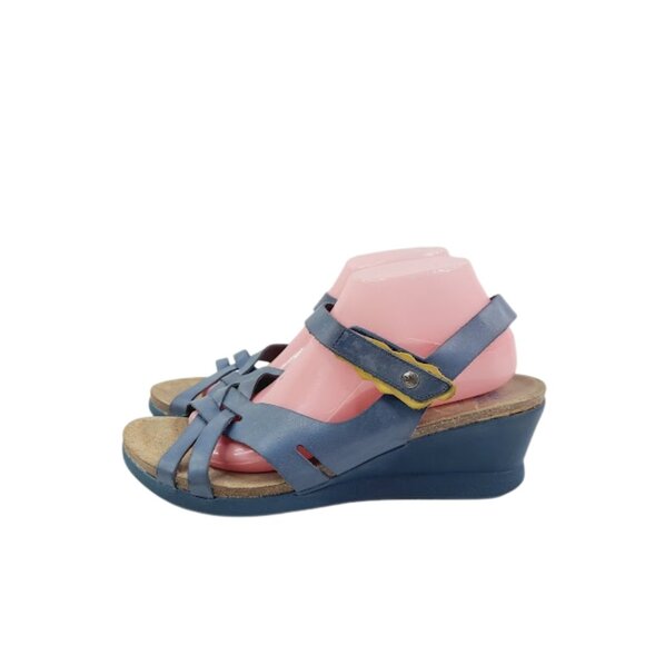 Wanda Panda Women's Blue Leather Wedge Open Toe Strappy Sandal Size 11 - Picture 1 of 9